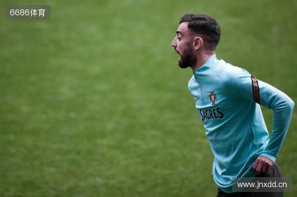 156次，安德森是本赛季英超进攻三区成功传球最多的球员