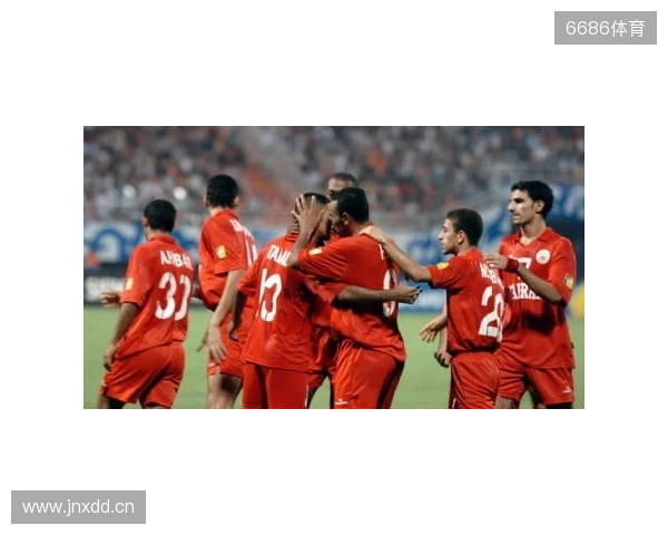 亚预赛出线关键战！中国香港vs新加坡首发：安永佳、陈晋一领衔